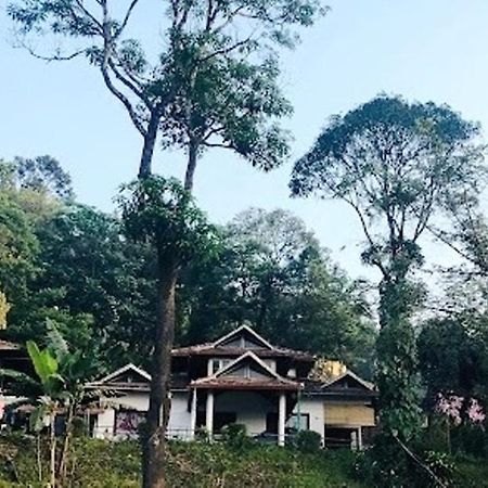 Danny'S Den Villa Madikeri Eksteriør billede
