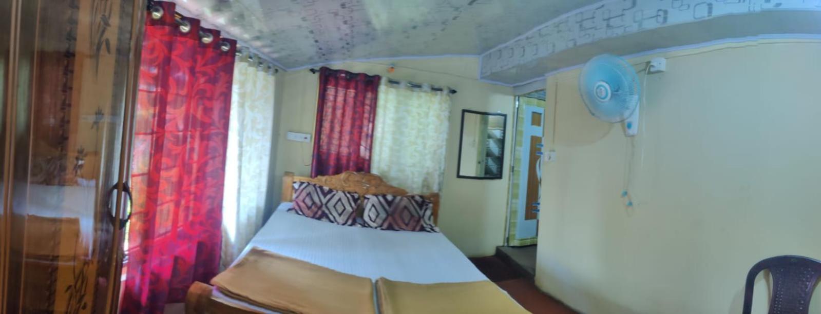 Danny'S Den Villa Madikeri Eksteriør billede